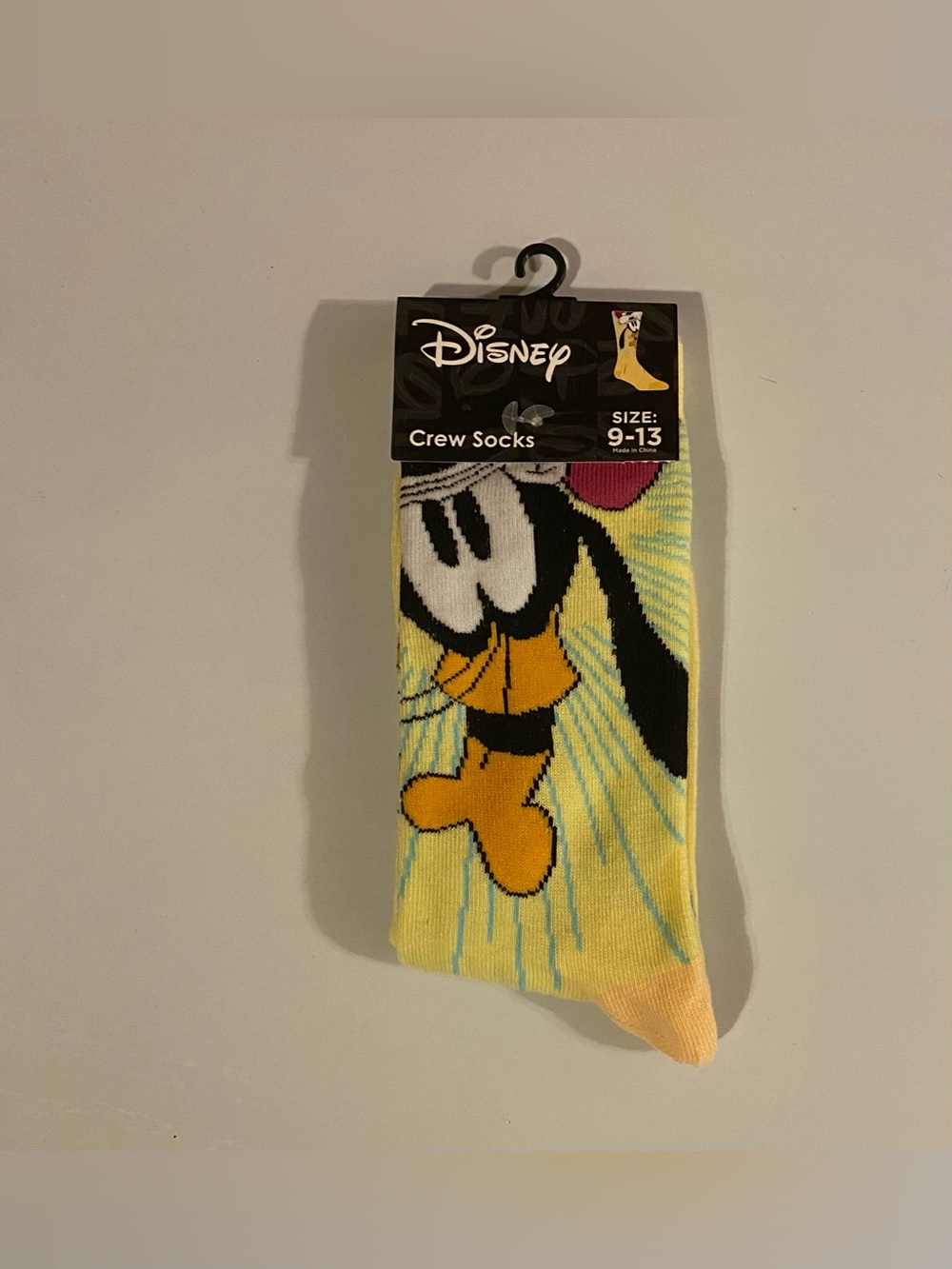 Fun Novelty Socks Featuring Goofy